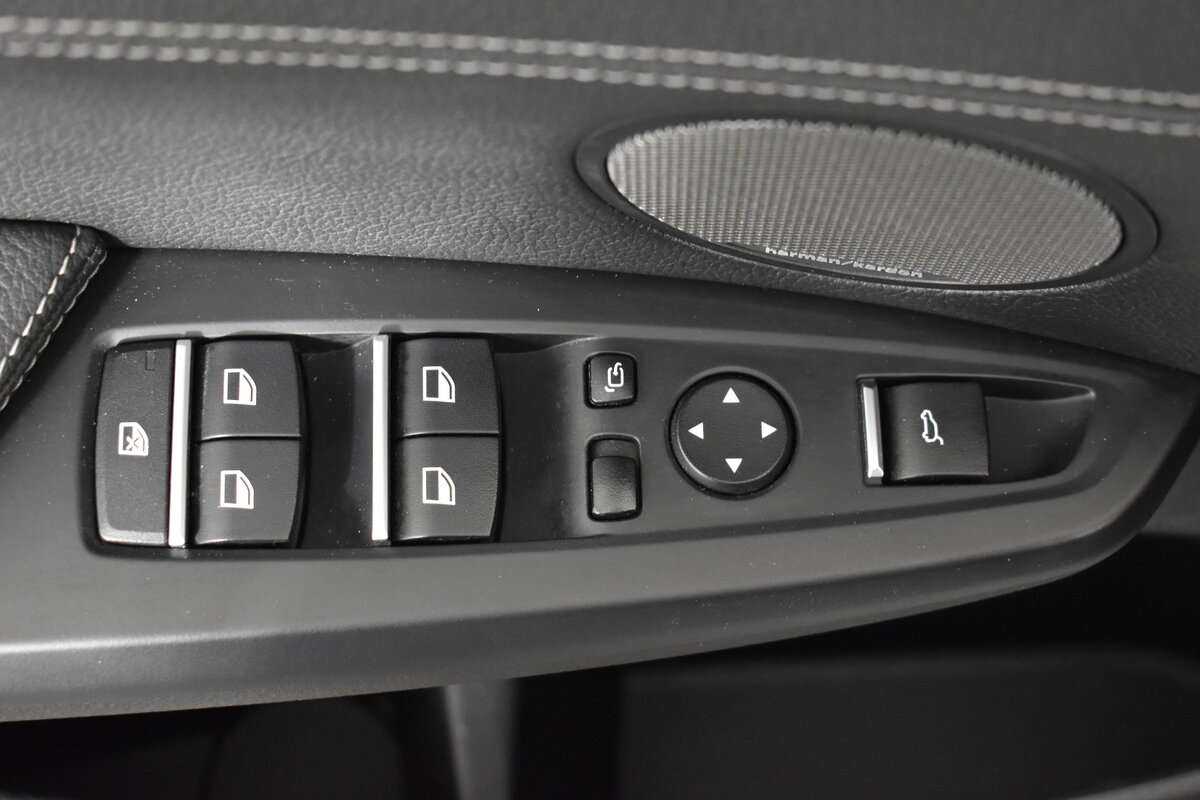 Б/У БМВ Икс3 2016 года. Фото: #20