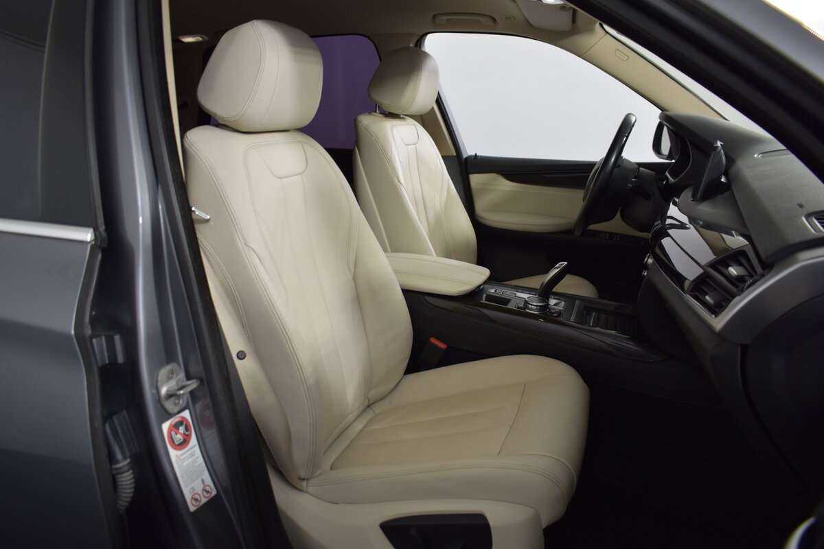 Б/У БМВ Икс5 2015 года. Фото: #7