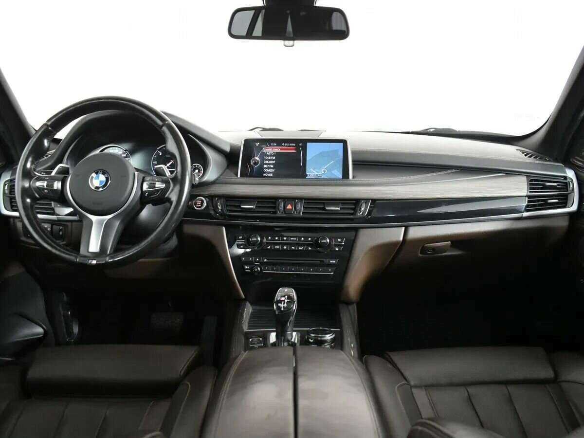 Б/У БМВ Икс5 2015 года. Фото: #19