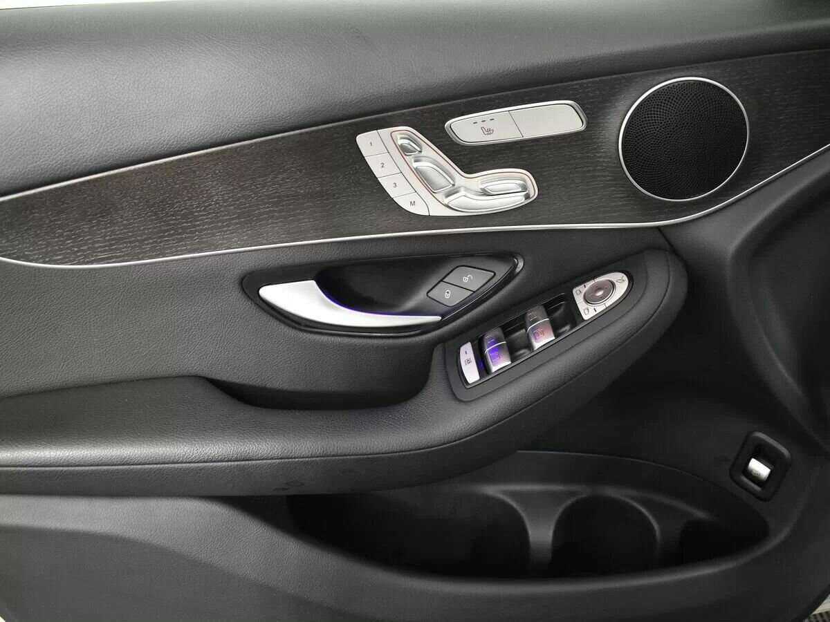 Б/У Мерседес-Бенц ГЛЦ 2020 года. Фото: #18