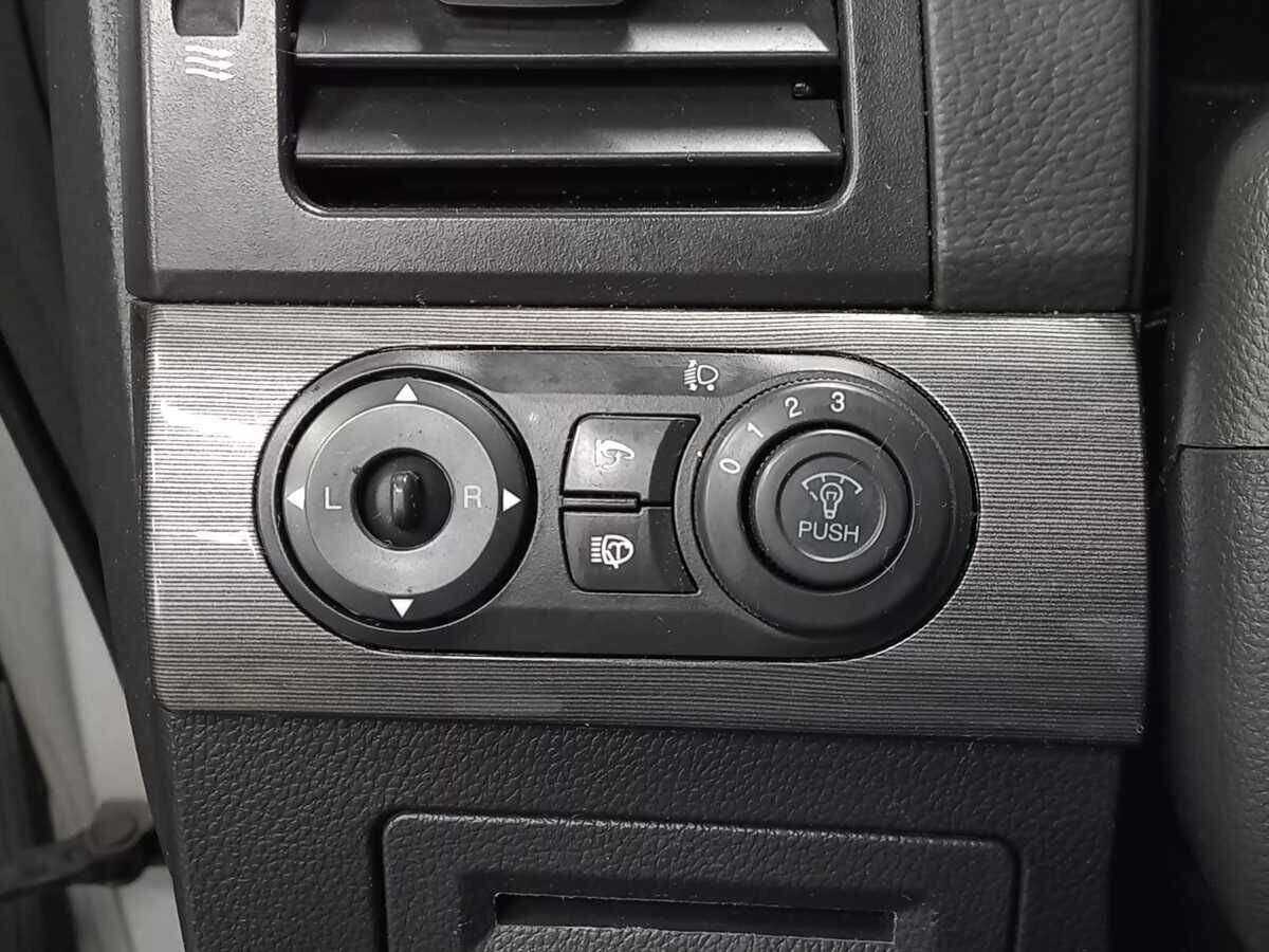 Б/У Шевроле Каптива 2011 года. Фото: #13