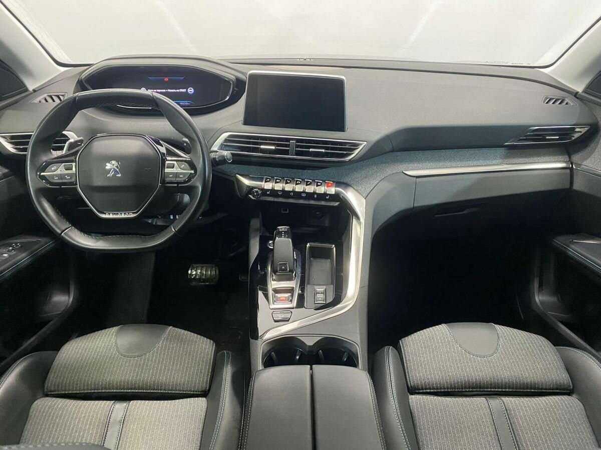 Б/У Пежо 5008 2021 года. Фото: #8