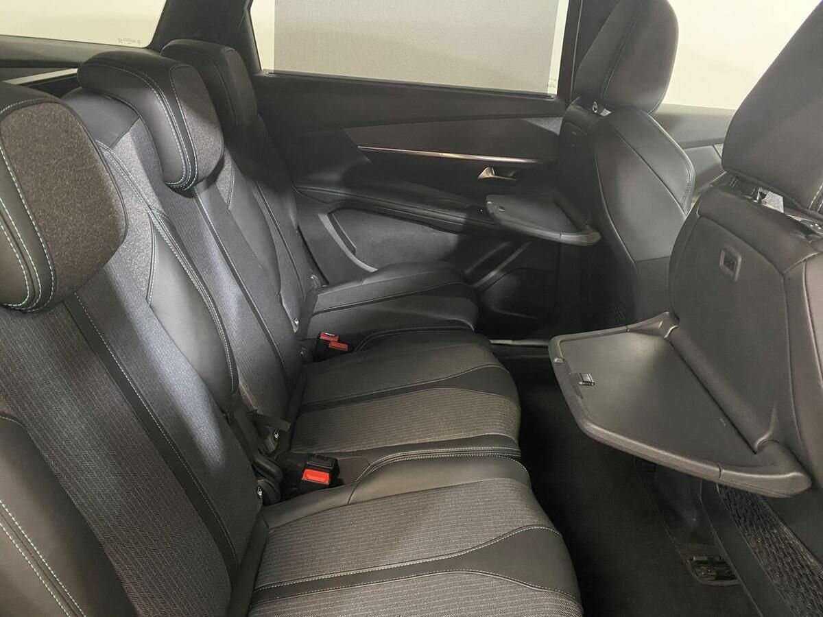 Б/У Пежо 5008 2021 года. Фото: #10