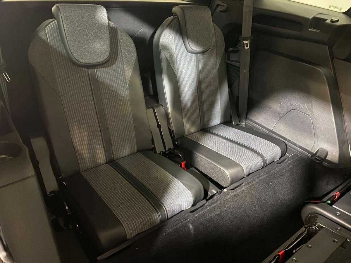 Б/У Пежо 5008 2021 года. Фото: #11