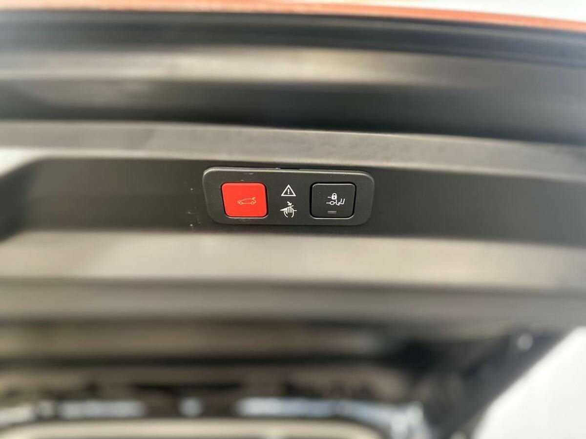 Б/У Пежо 5008 2021 года. Фото: #22