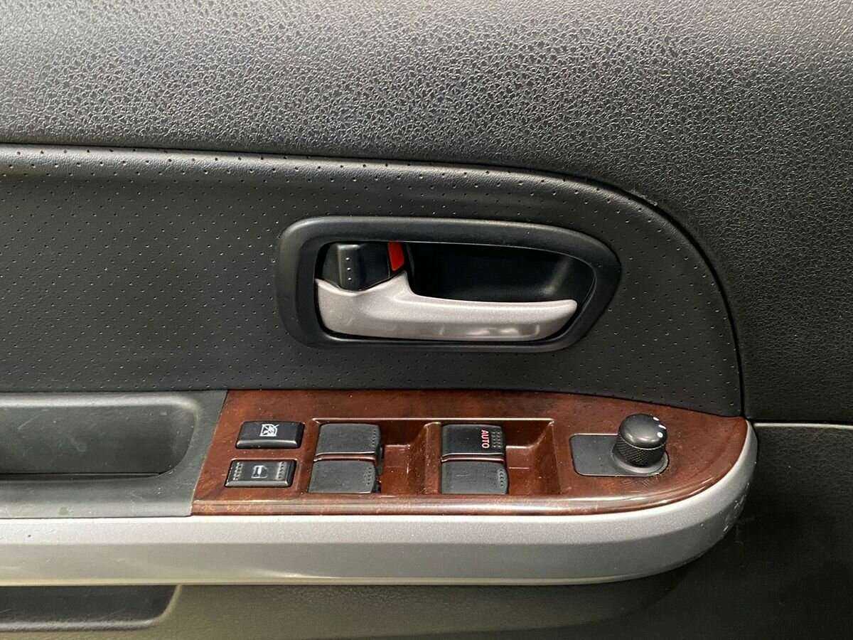 Б/У Сузуки Гранд Витара 2006 года. Фото: #13