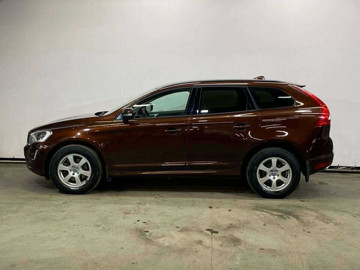 Б/У Вольво ИксЦ60 2013 года. Фото: #7