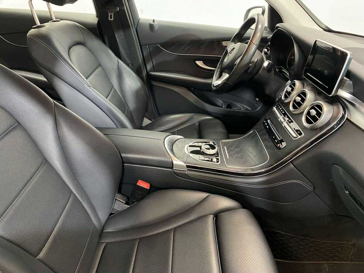 Б/У Мерседес-Бенц ГЛЦ 2018 года. Фото: #9