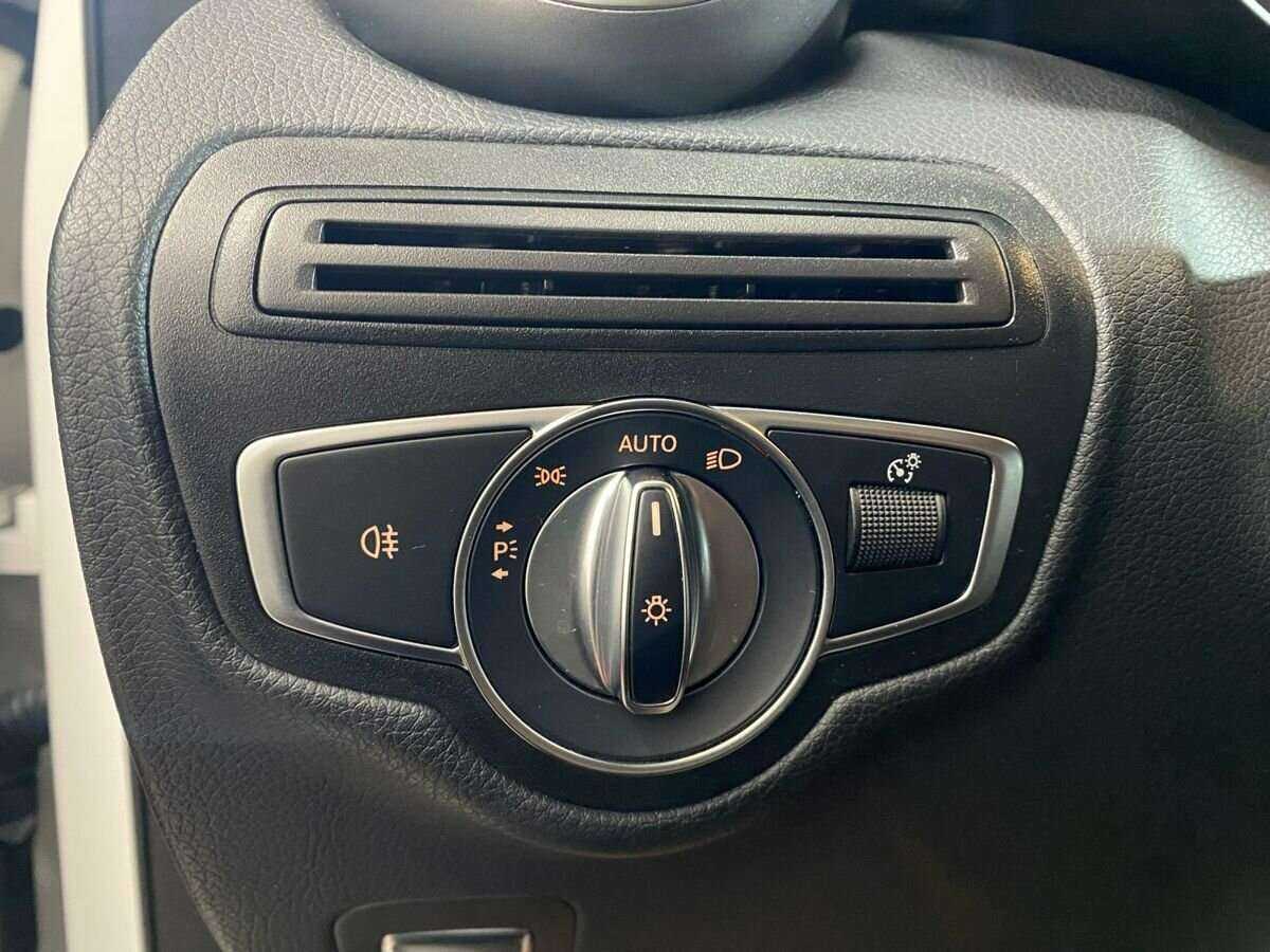 Б/У Мерседес-Бенц ГЛЦ 2018 года. Фото: #16