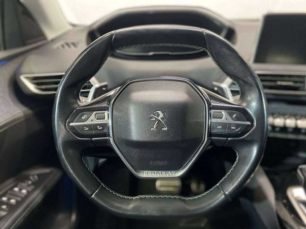 Б/У Пежо 3008 2018 года. Фото: #12