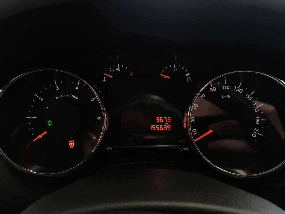 Б/У Пежо 3008 2011 года. Фото: #11