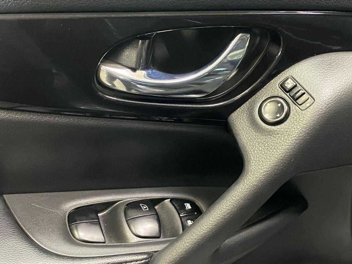 Б/У Ниссан Икс-Трейл 2021 года. Фото: #16