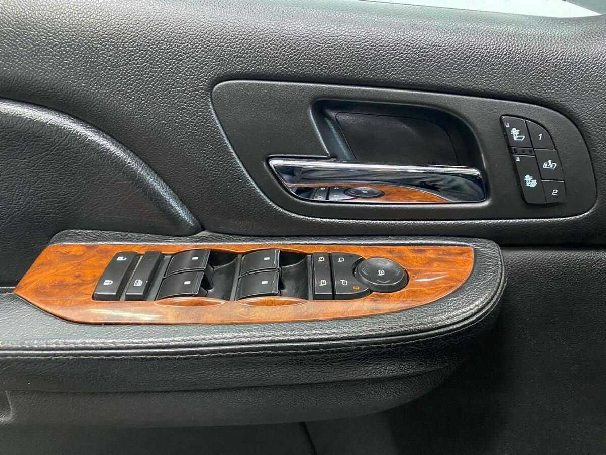 Б/У Шевроле Тахо 2008 года. Фото: #16