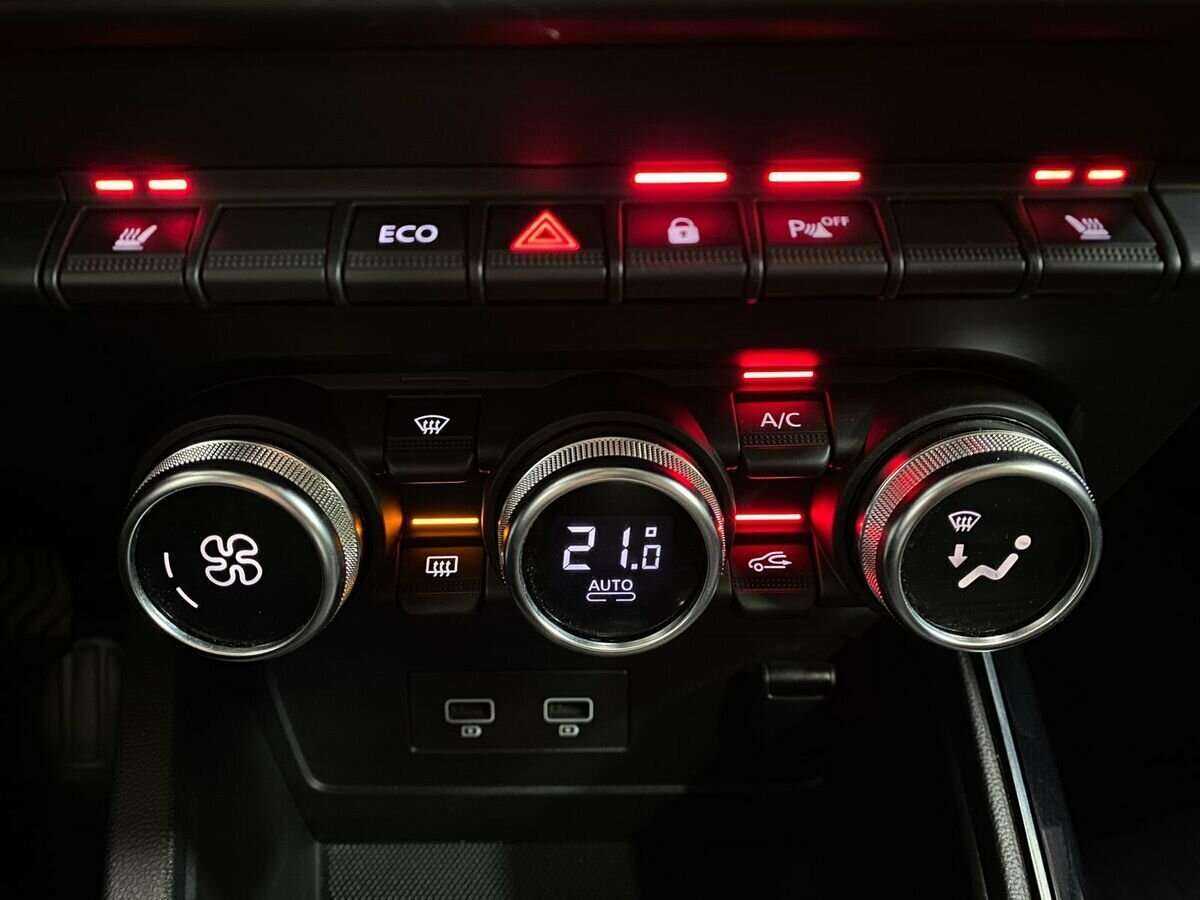 Б/У Рено Дастер 2021 года. Фото: #14