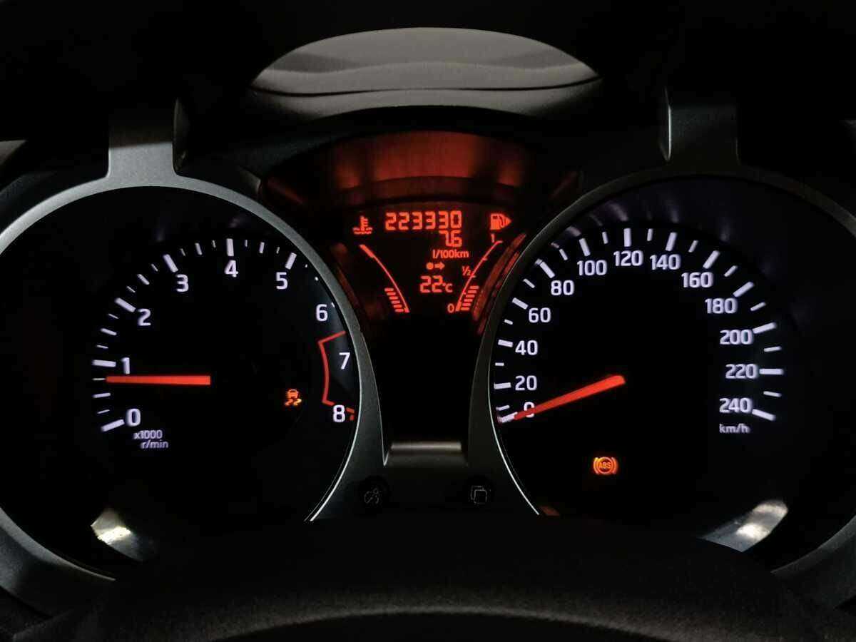 Б/У Ниссан Жук 2011 года. Фото: #12