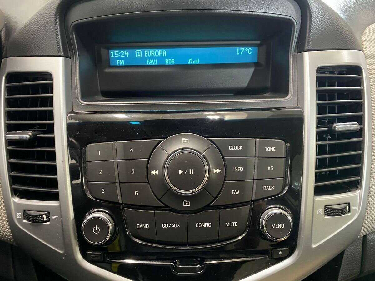 Б/У Шевроле Круз 2011 года. Фото: #13