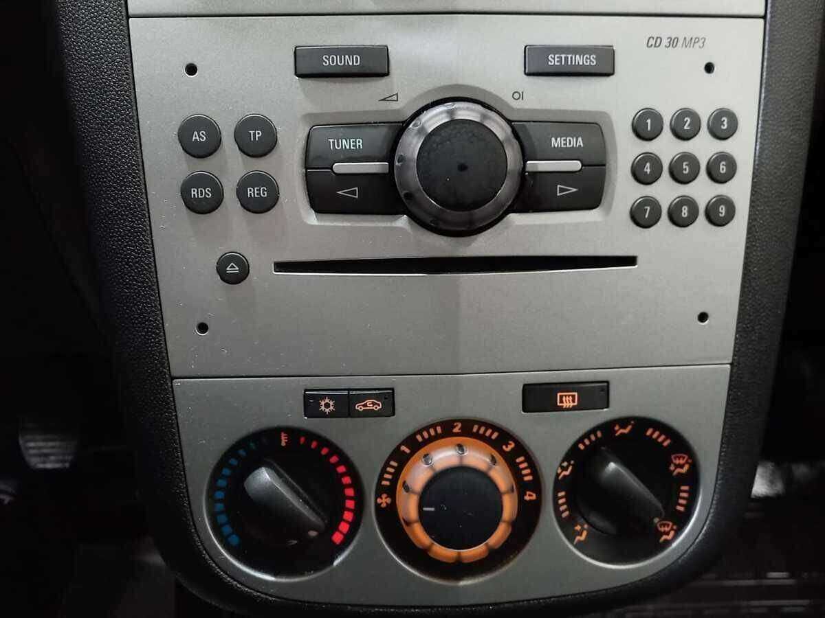 Б/У Опель Корса 2012 года. Фото: #12