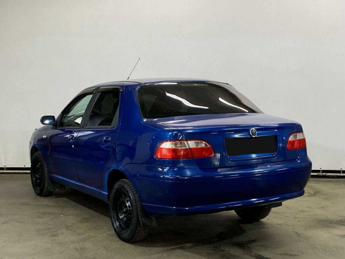 Б/У Фиат Альбеа 2010 года. Фото: #6