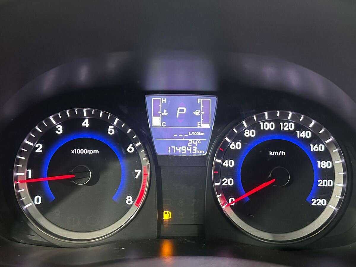 Б/У Хендай Солярис 2015 года. Фото: #11