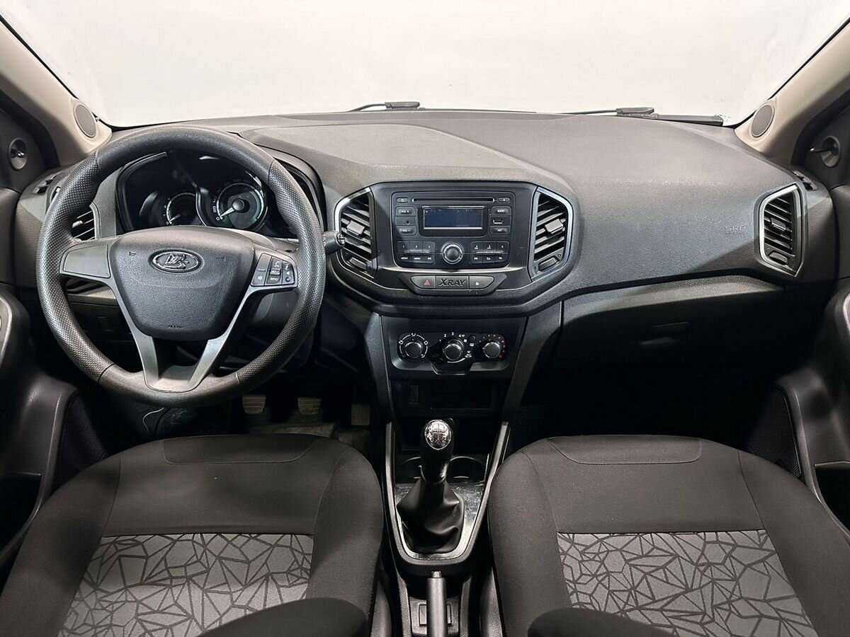 Б/У Лада (ВАЗ) ИКСРЭЙ 2016 года. Фото: #7