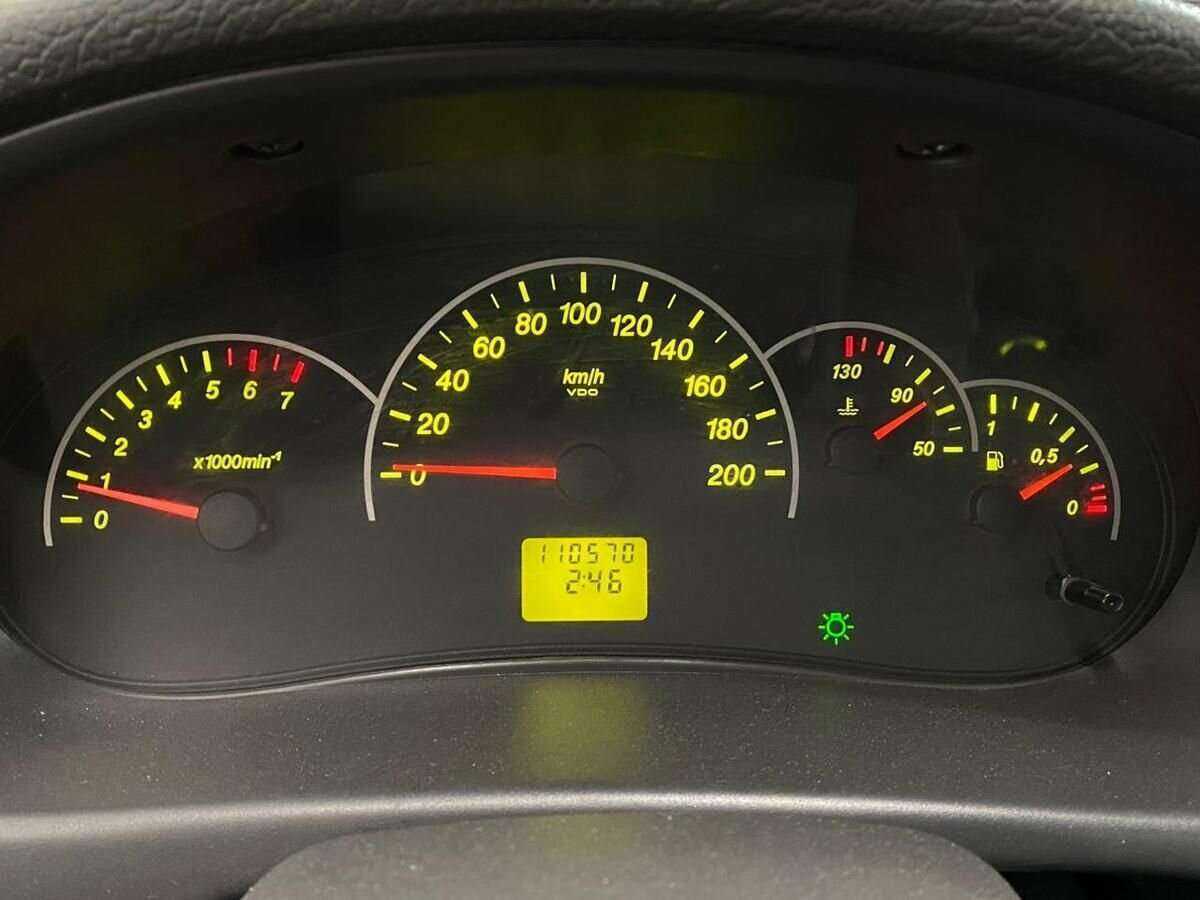 Б/У Лада (ВАЗ) Приора 2011 года. Фото: #11