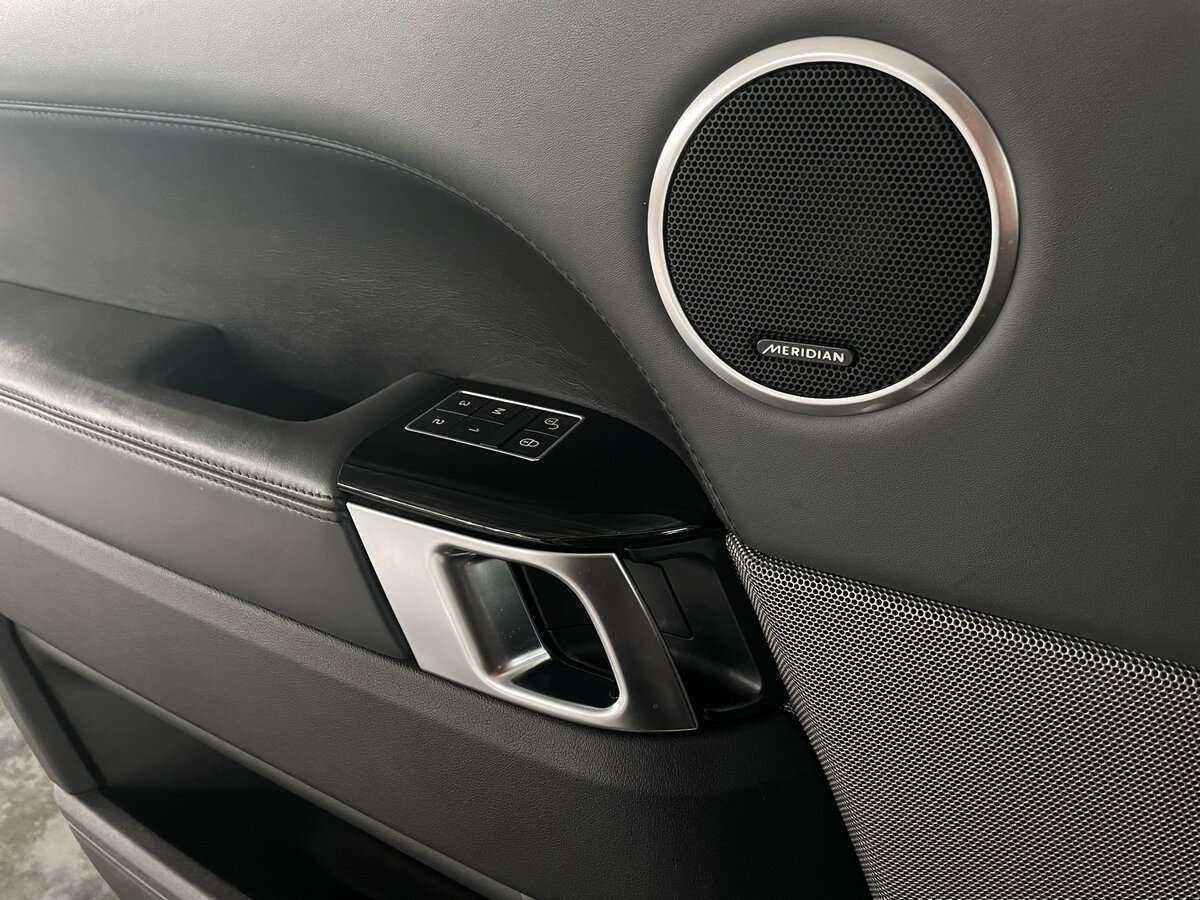 Б/У Лэнд Ровер Рэнж Ровер Спорт 2013 года. Фото: #27