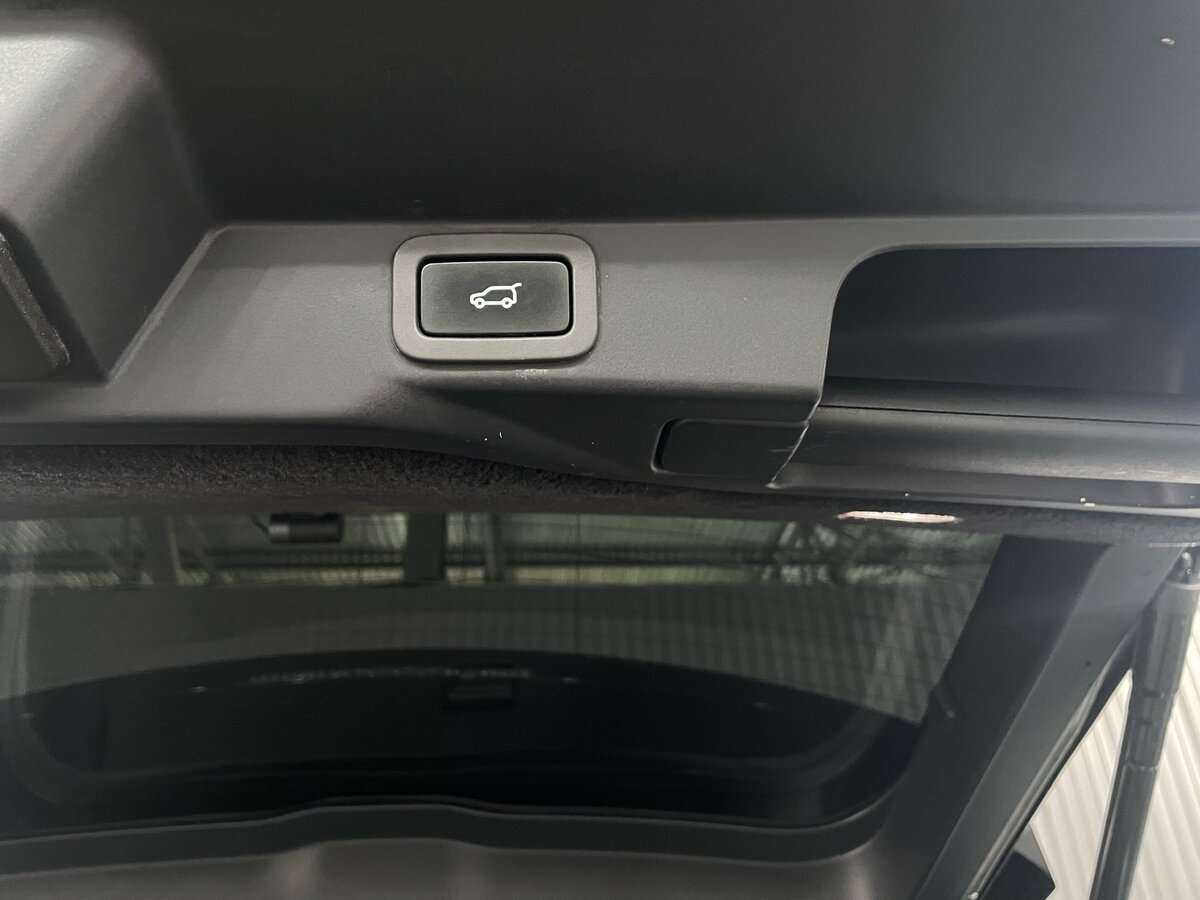 Б/У Лэнд Ровер Рэнж Ровер Спорт 2013 года. Фото: #31