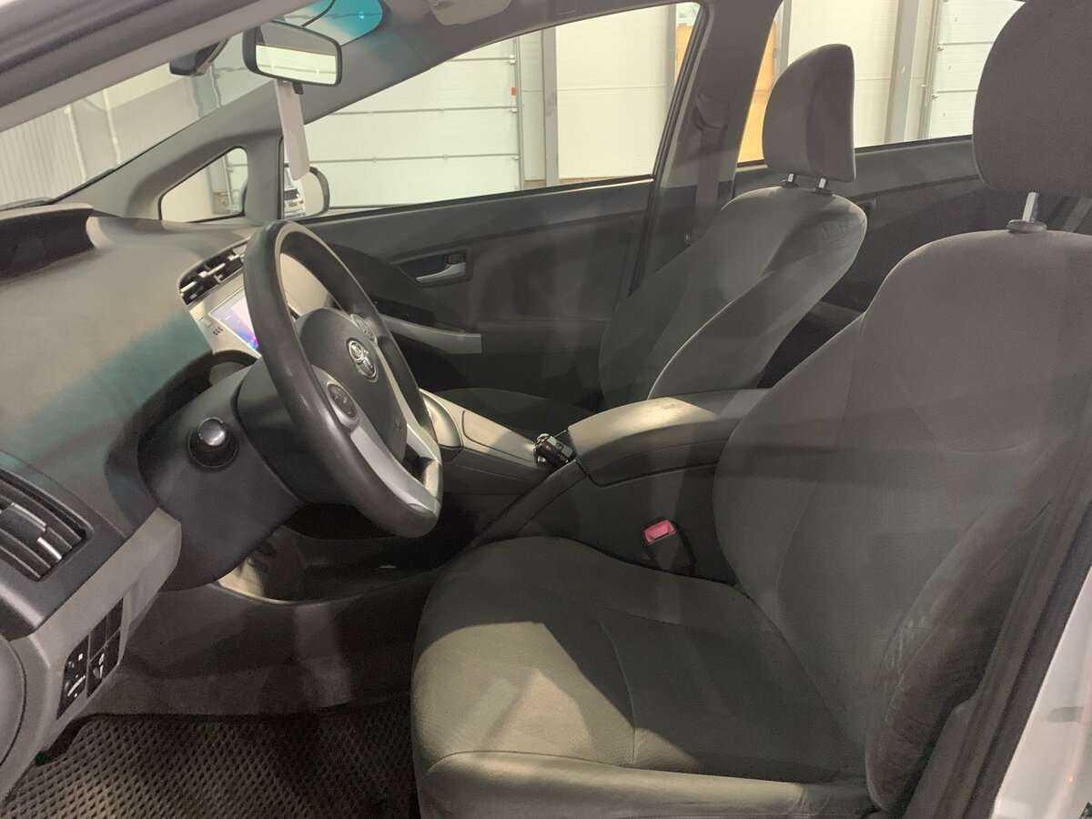 Б/У Тойота Приус 2009 года. Фото: #10