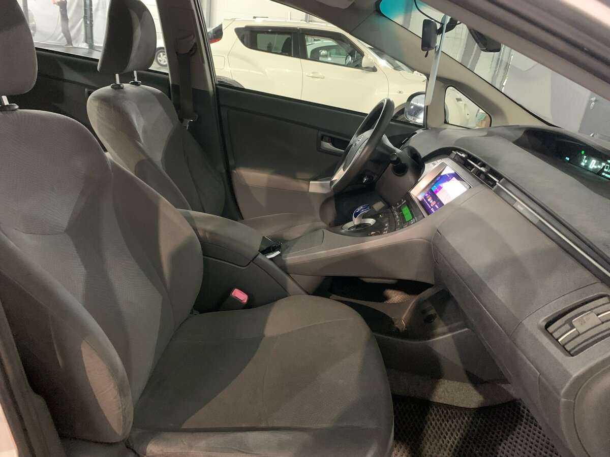 Б/У Тойота Приус 2009 года. Фото: #13