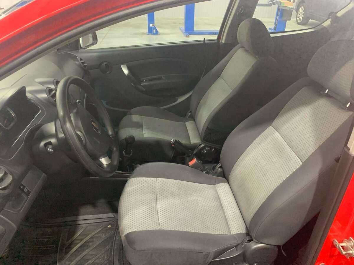 Б/У Шевроле Авео 2010 года. Фото: #12