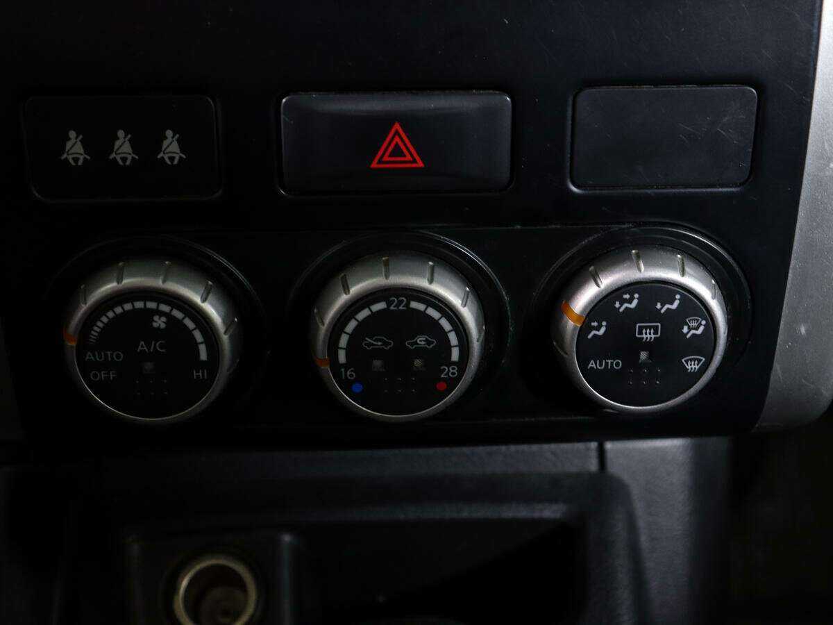 Б/У Ниссан Икс-Трейл 2011 года. Фото: #17