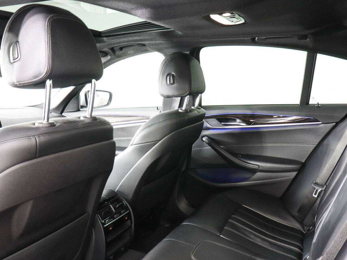 Б/У БМВ 5 серии 2017 года. Фото: #9