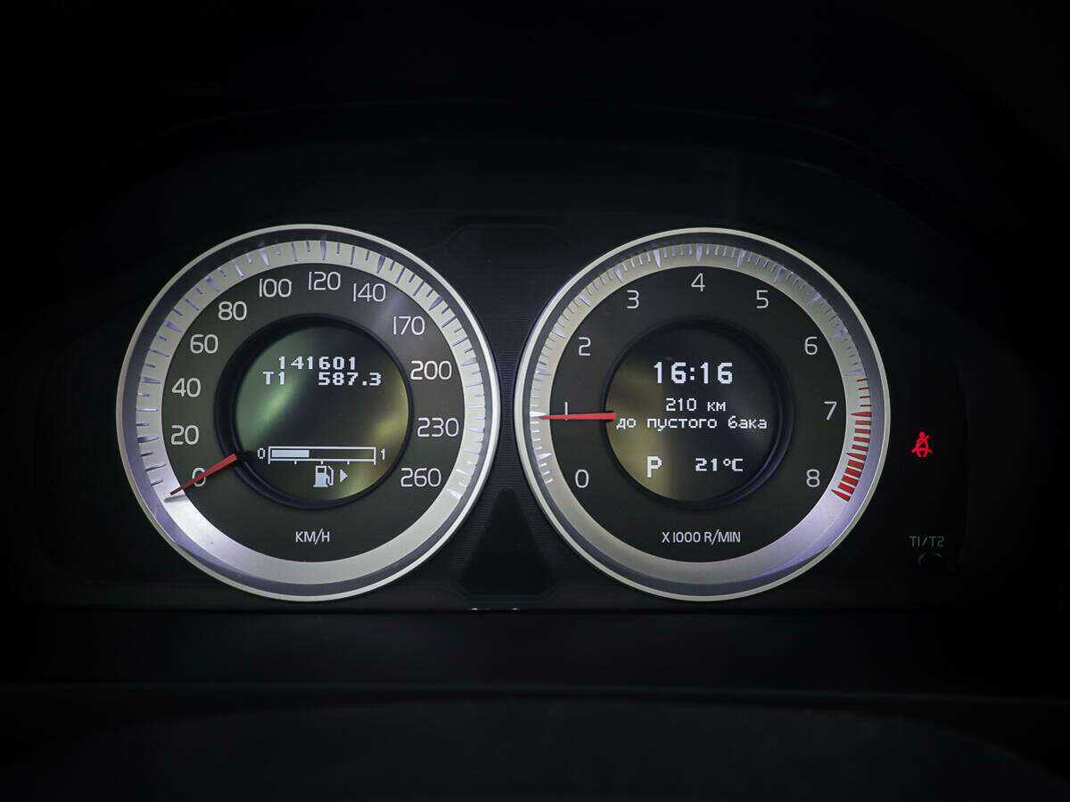 Б/У Вольво С60 2011 года. Фото: #13