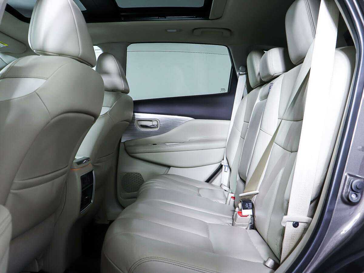 Б/У Ниссан Мурано 2021 года. Фото: #10