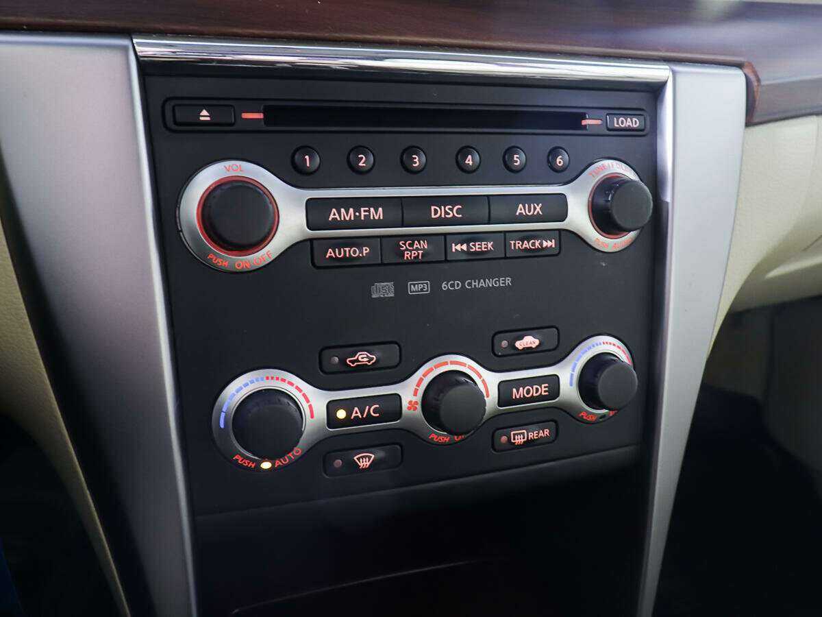 Б/У Ниссан Теана 2010 года. Фото: #16