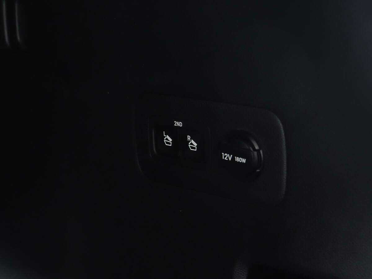 Б/У Хендай Санта Фе 2021 года. Фото: #19