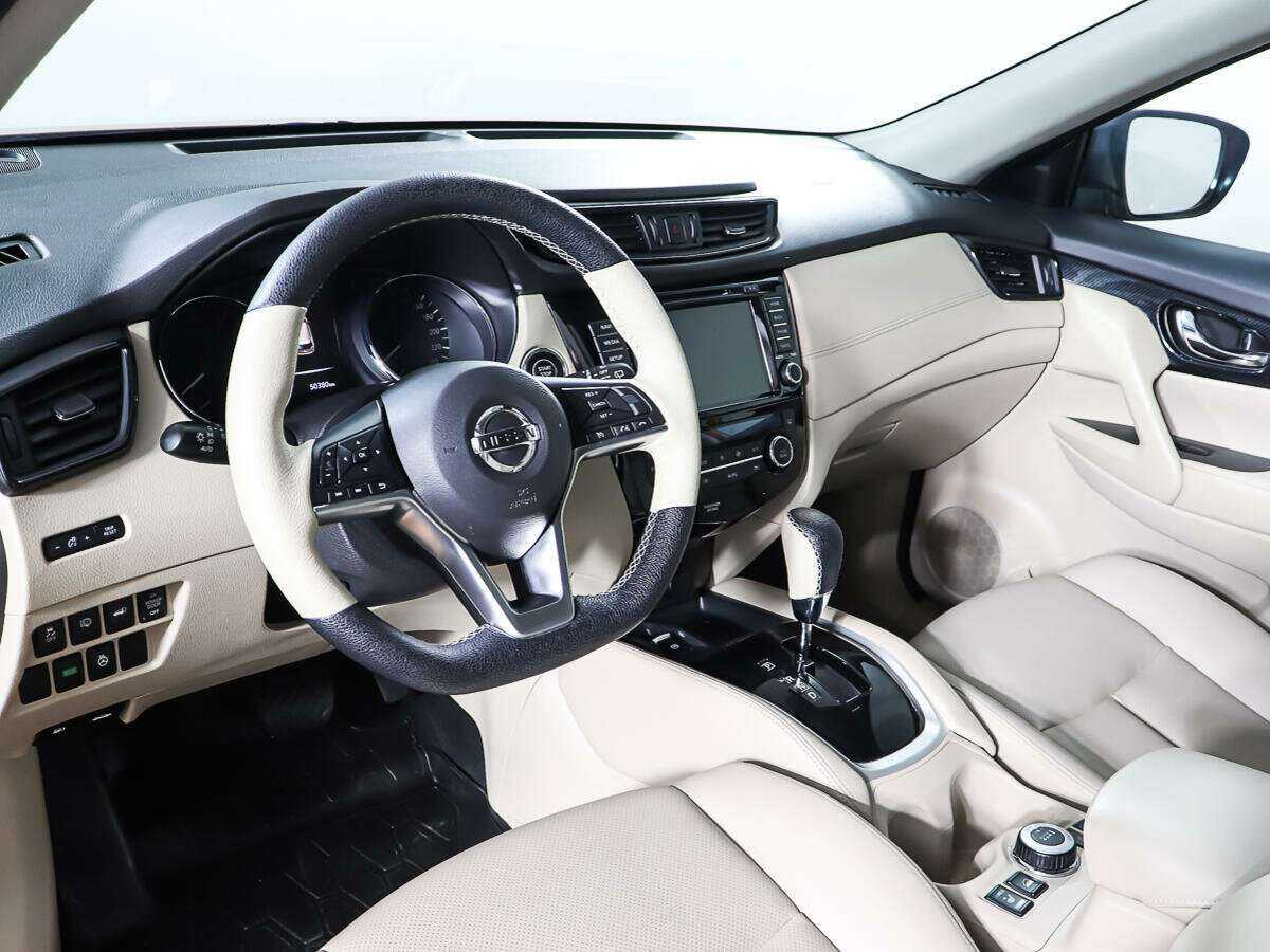 Б/У Ниссан Икс-Трейл 2019 года. Фото: #11