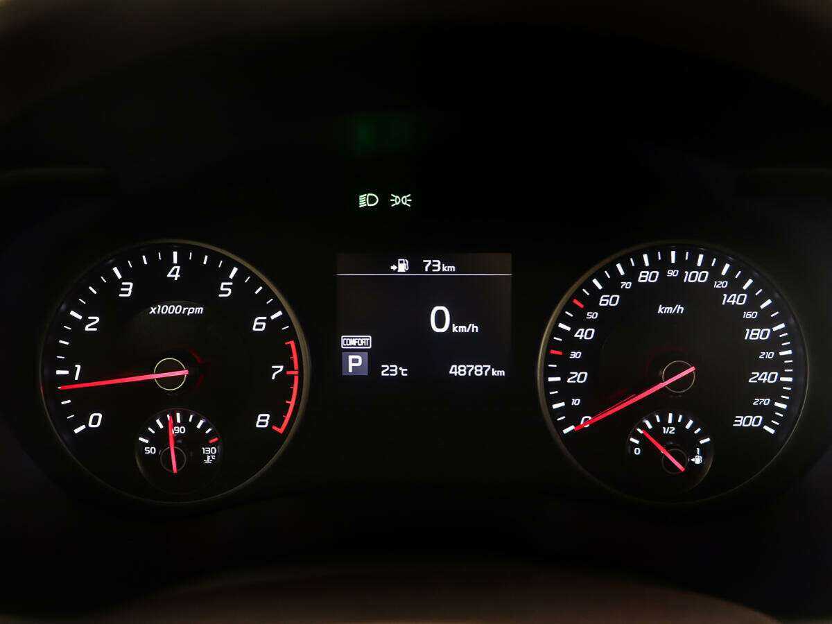 Б/У Киа Стингер 2018 года. Фото: #13