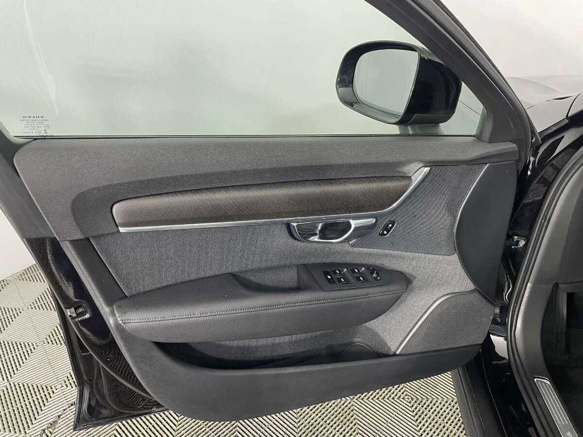 Б/У Вольво В90 Кросс Кантри 2018 года. Фото: #7