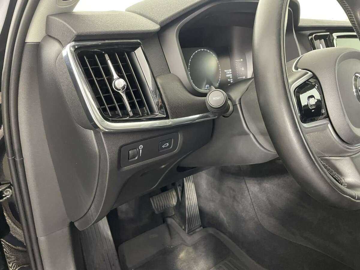 Б/У Вольво В90 Кросс Кантри 2018 года. Фото: #8