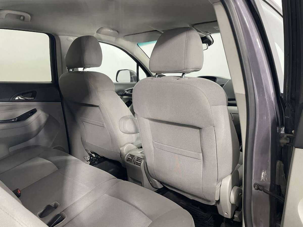 Б/У Шевроле Орландо 2013 года. Фото: #15