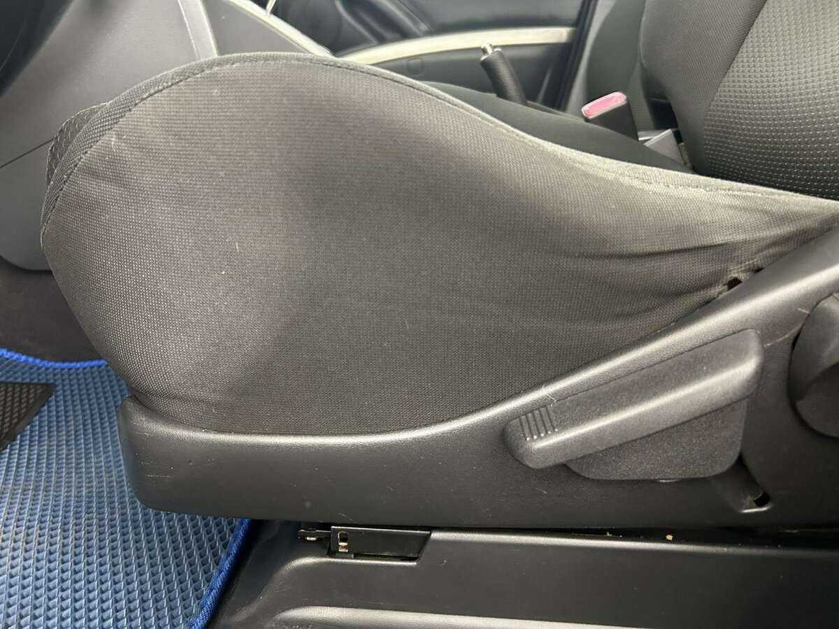 Б/У Тойота Королла Версо 2006 года. Фото: #9