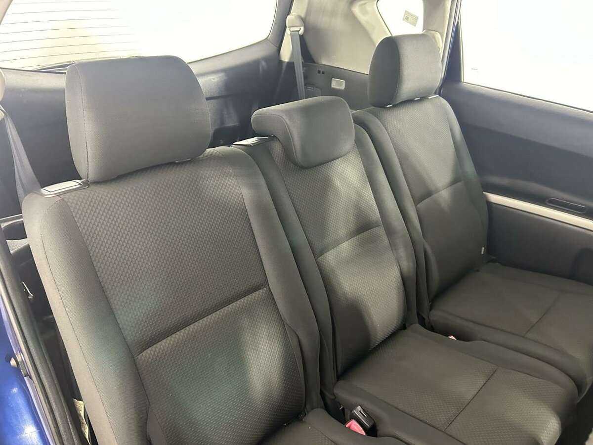 Б/У Тойота Королла Версо 2006 года. Фото: #14