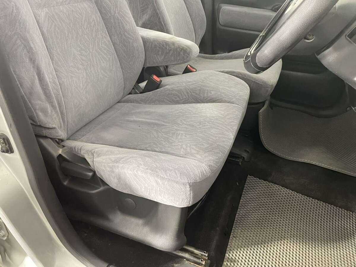 Б/У Сузуки Вагон Р 2002 года. Фото: #9