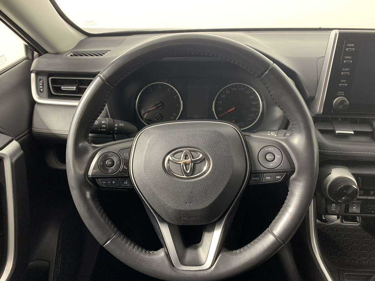 Б/У Тойота Рав4 2021 года. Фото: #19