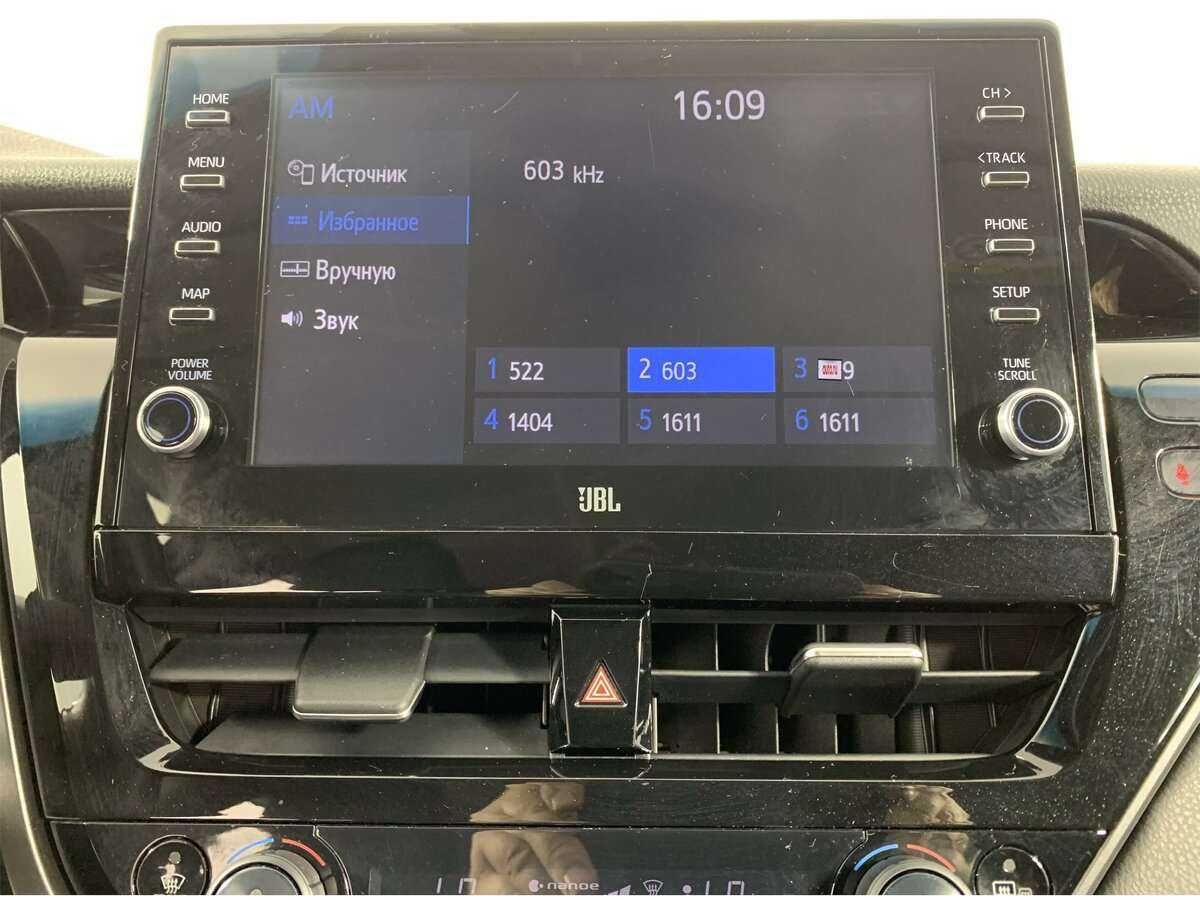 Б/У Тойота Камри 2021 года. Фото: #12