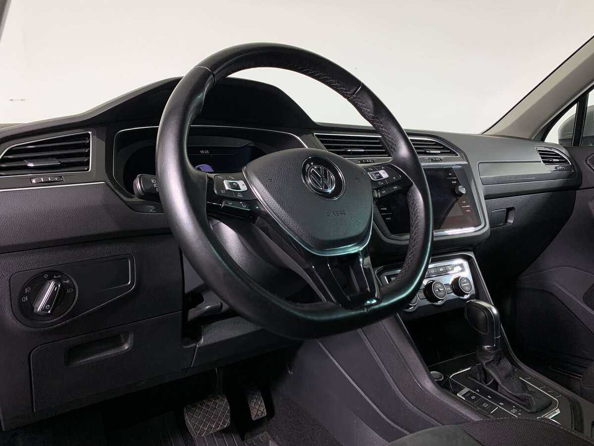 Б/У Фольксваген Тигуан 2018 года. Фото: #7