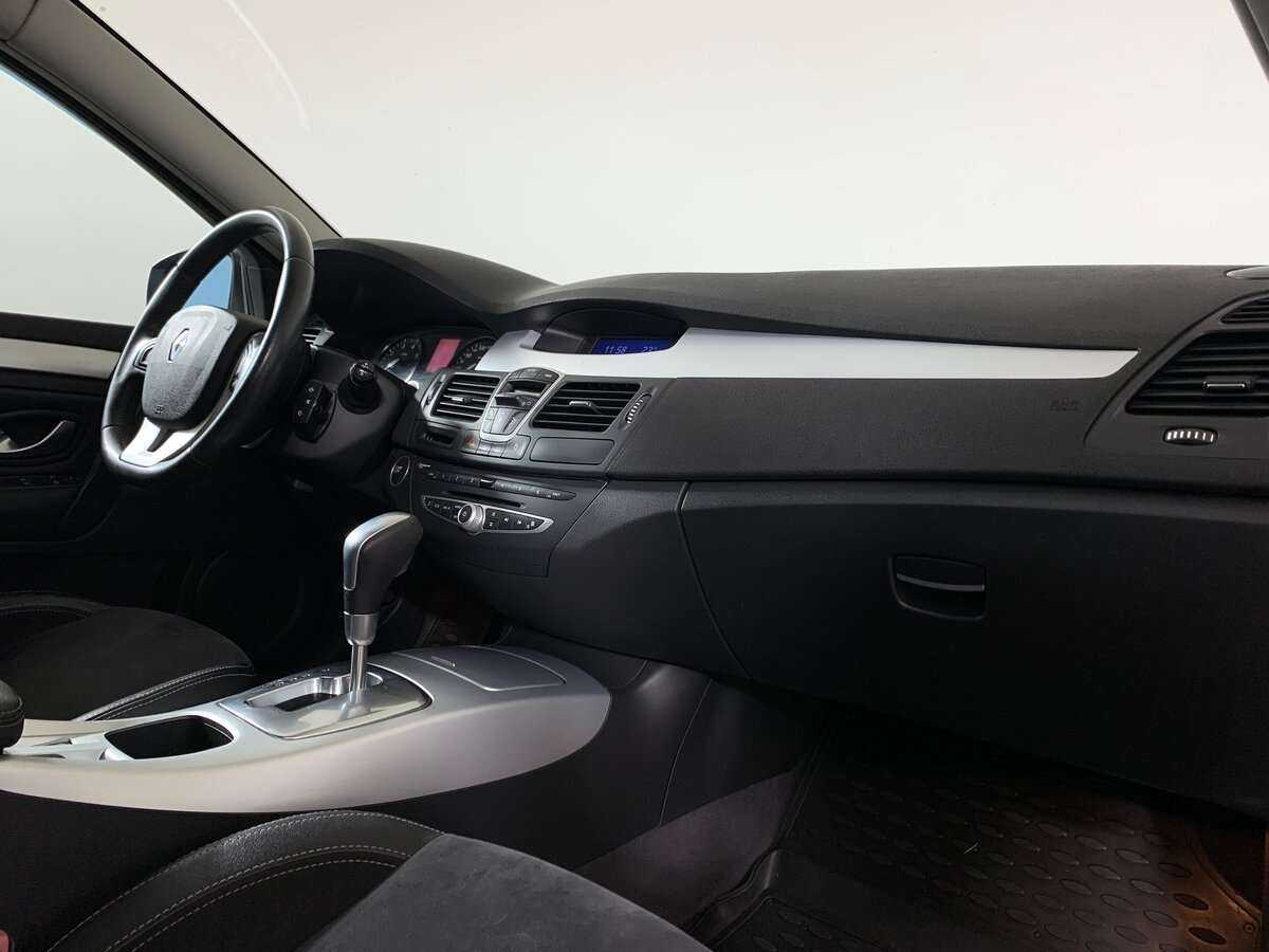 Б/У Рено Лагуна 2008 года. Фото: #11