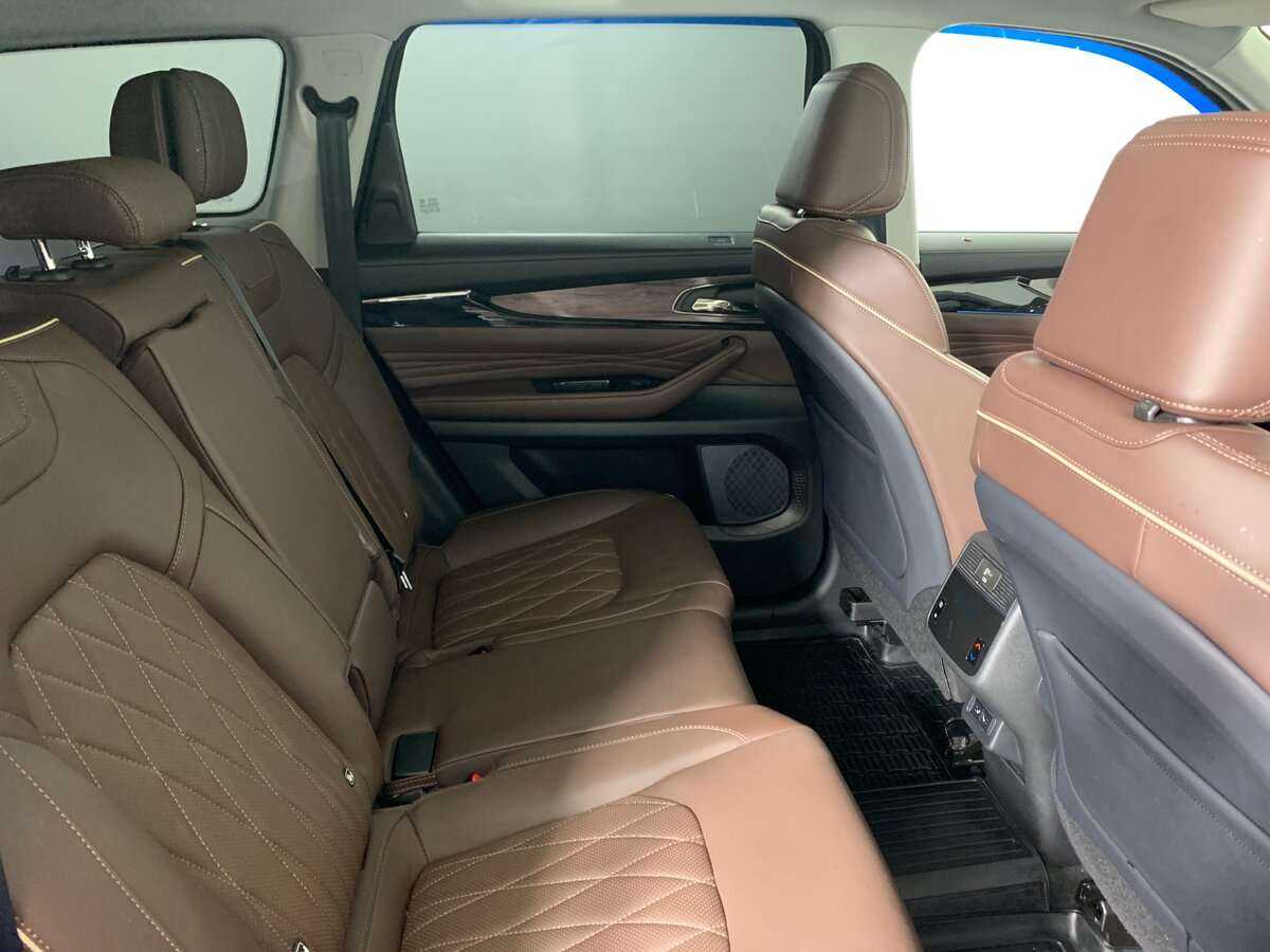 Б/У Эксид В-Икс 2022 года. Фото: #14