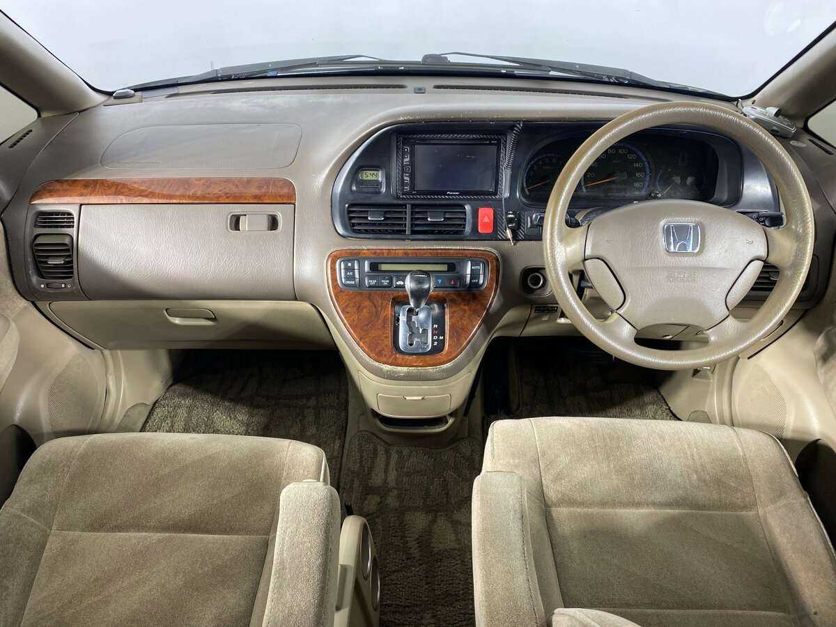 Б/У Хонда Одиссей 2002 года. Фото: #11